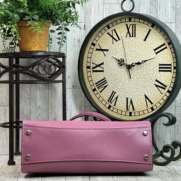 COACH - Avery Pink Crossgrain Leather Shoulder Bag, F37606. EUC - Picture 6 of 16